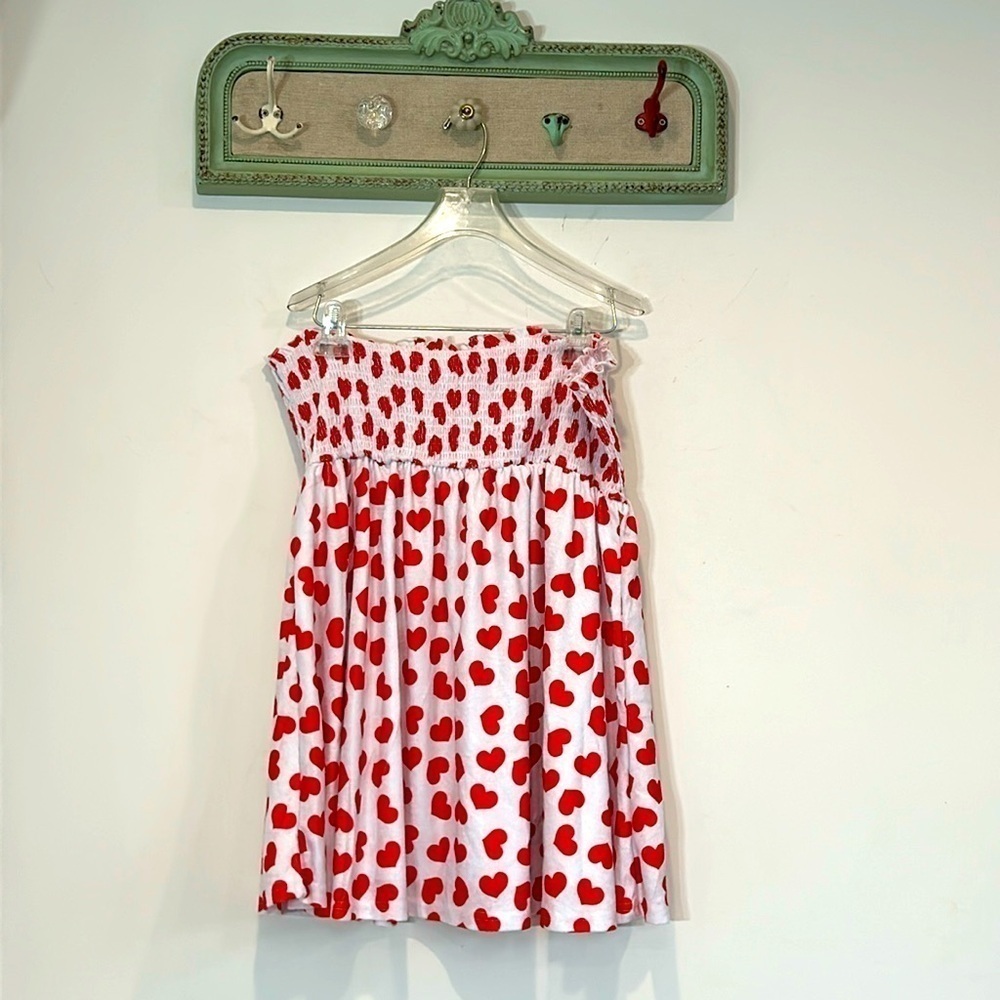 Sugar Thrills Women’s 1X smocked upper aop little hearts mini dress white red